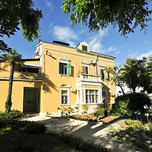 Ida Apartment